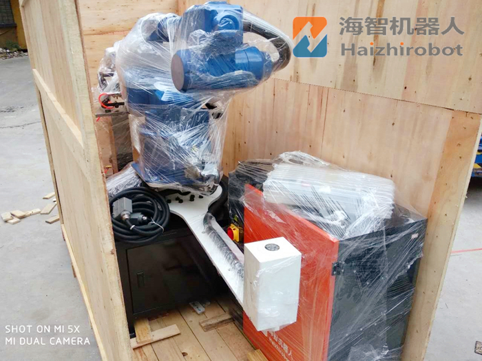 陽江噴涂機(jī)器人轉(zhuǎn)臺式噴漆訂單！