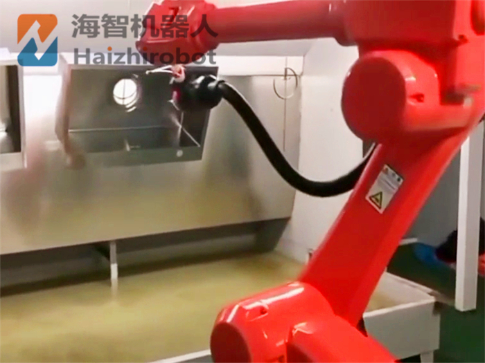 塑膠五金配件噴涂機(jī)器人(圖4)