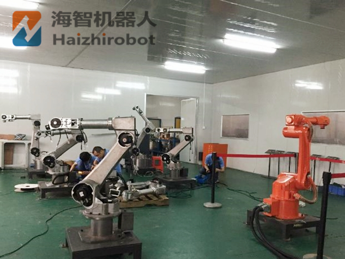 工業(yè)機(jī)器人設(shè)備